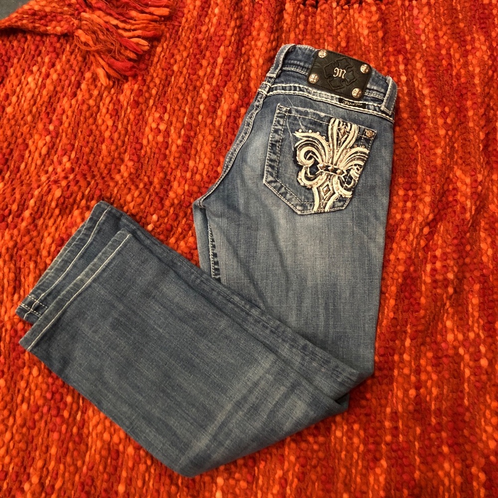 Miss me jeans ladies  . Size 28 .